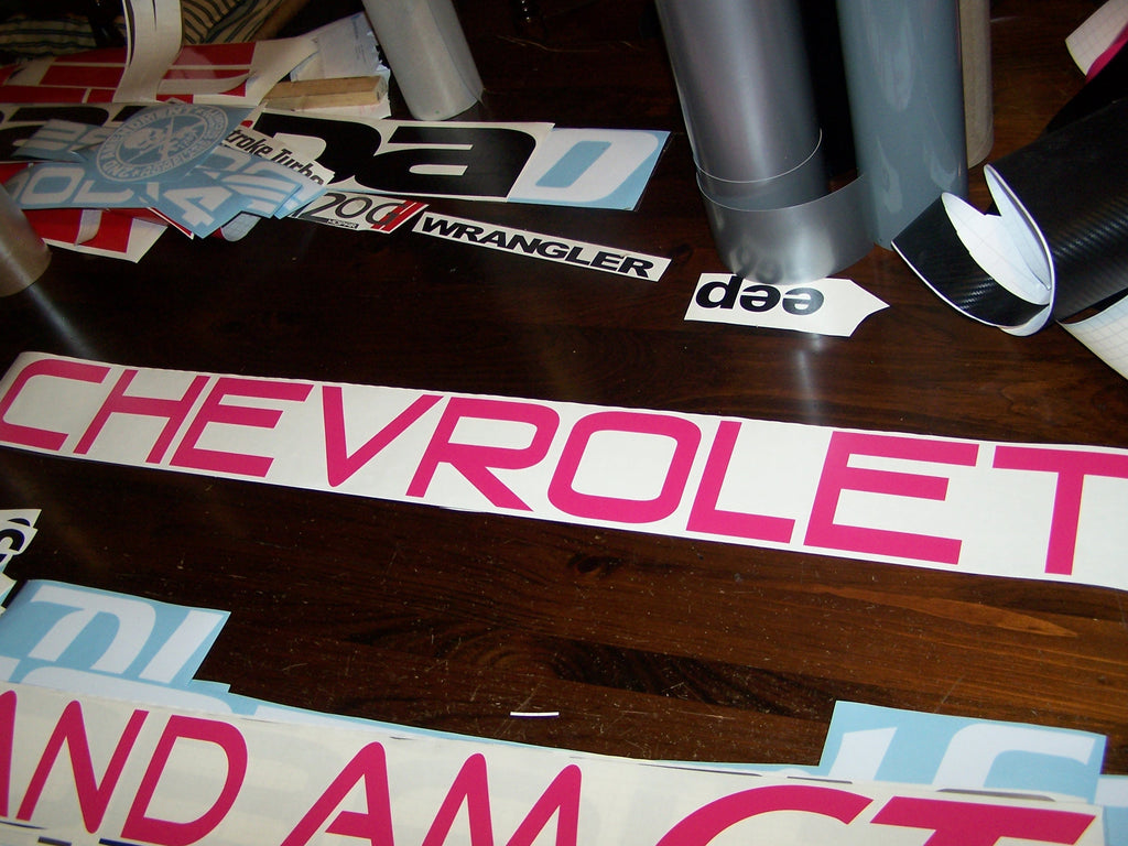 CHEVROLET WINDSHIELD / WINDOW STICKER DECAL CHOOSE SIZE & COLOR