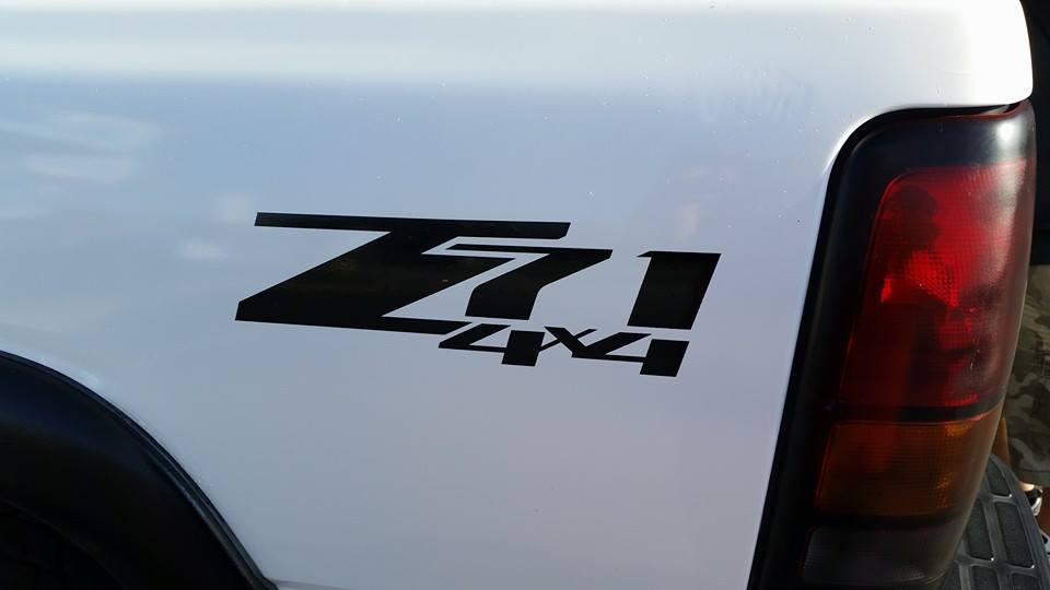 Z71 4X4 BEDSIDE / WINDOW STICKER VINYL DECAL CHOOSE COLORS