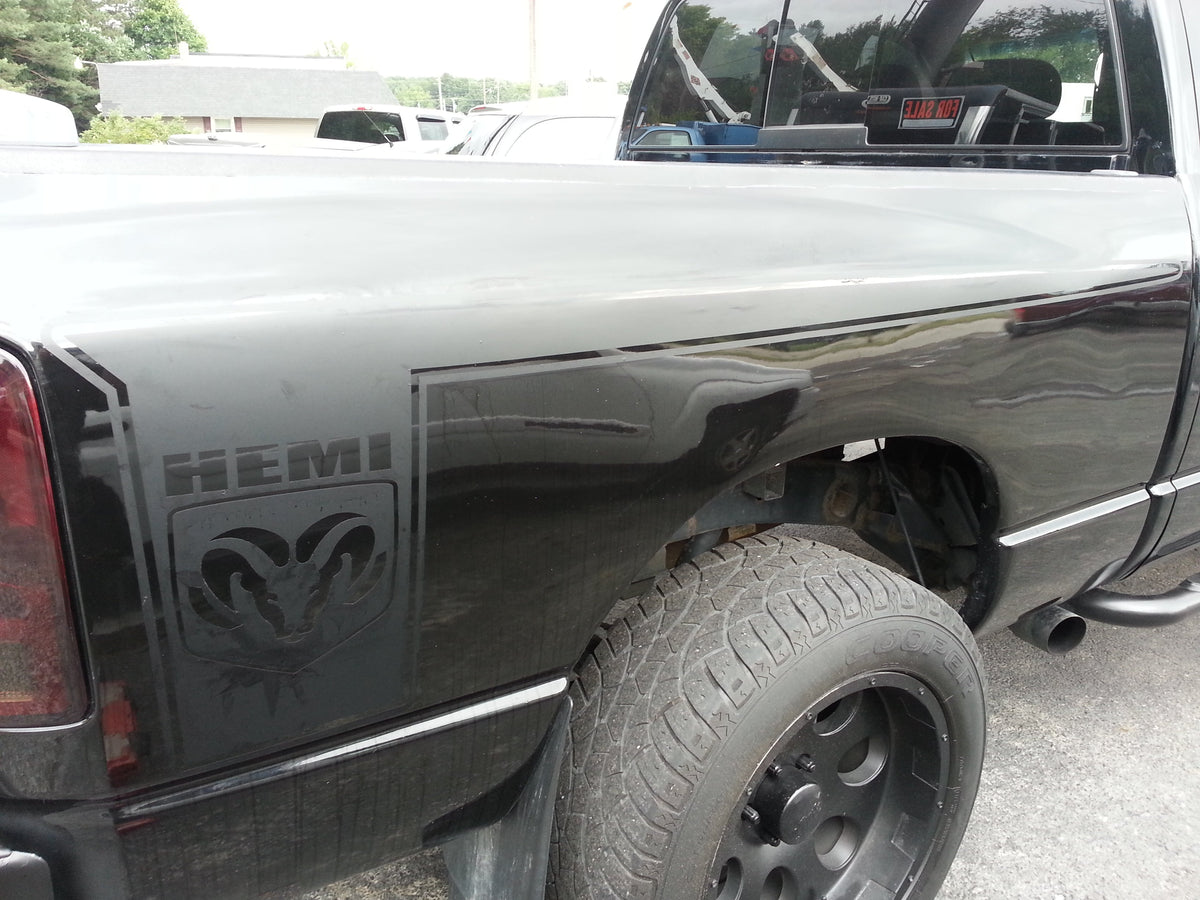 DODGE RAM BEDSIDE DECALS WITH RAM HEAD & HEMI FULL LENGTH OF BED