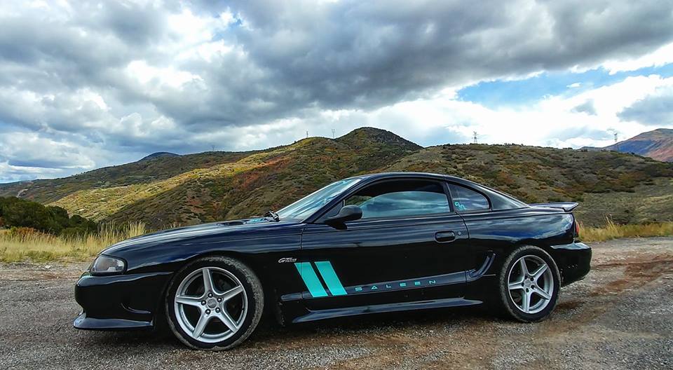 SALEEN MUSTANG WINDSHIELD & DOOR KIT WITH CEVRON STRIPES