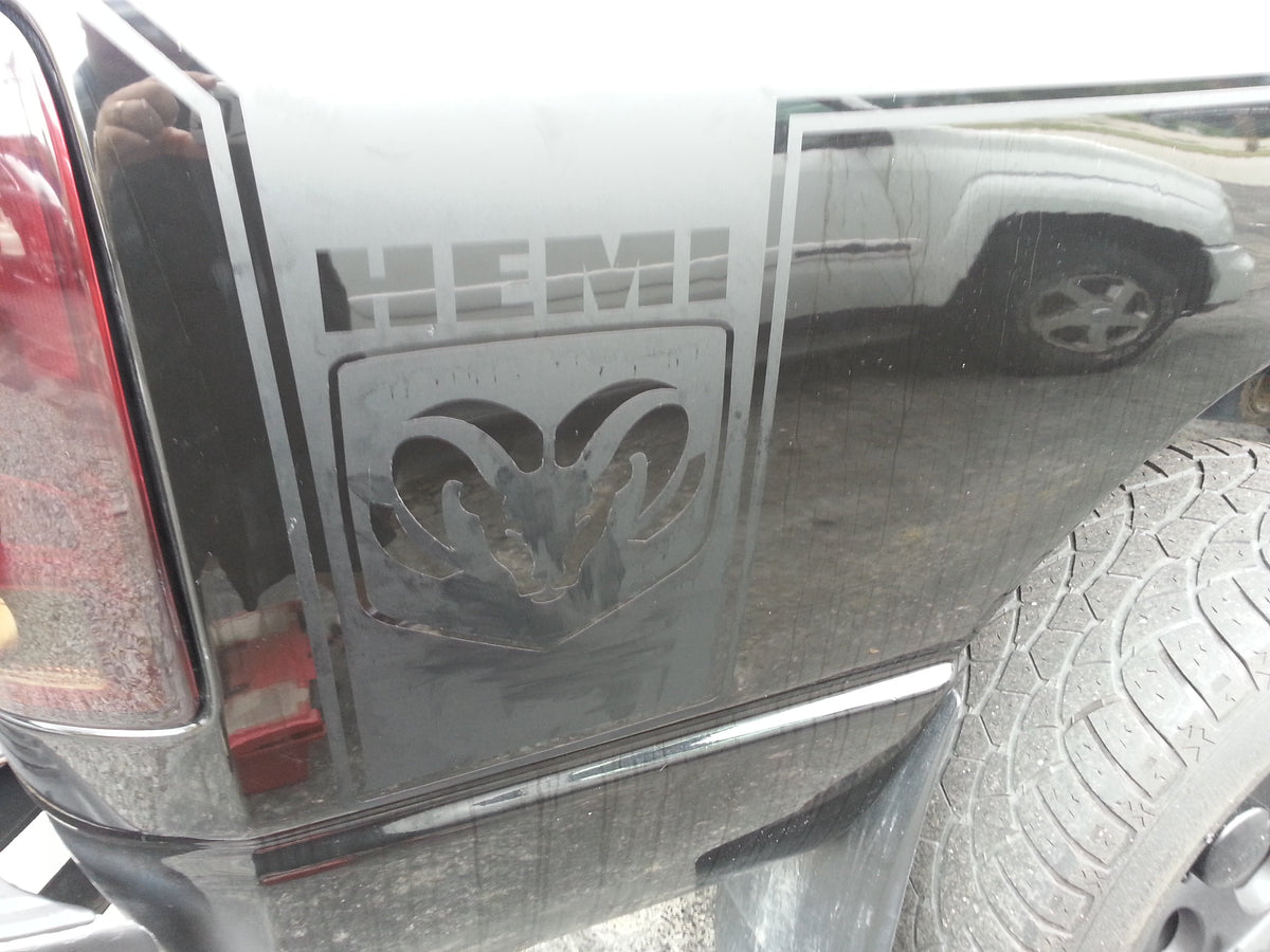 DODGE RAM BEDSIDE DECALS WITH RAM HEAD & HEMI FULL LENGTH OF BED