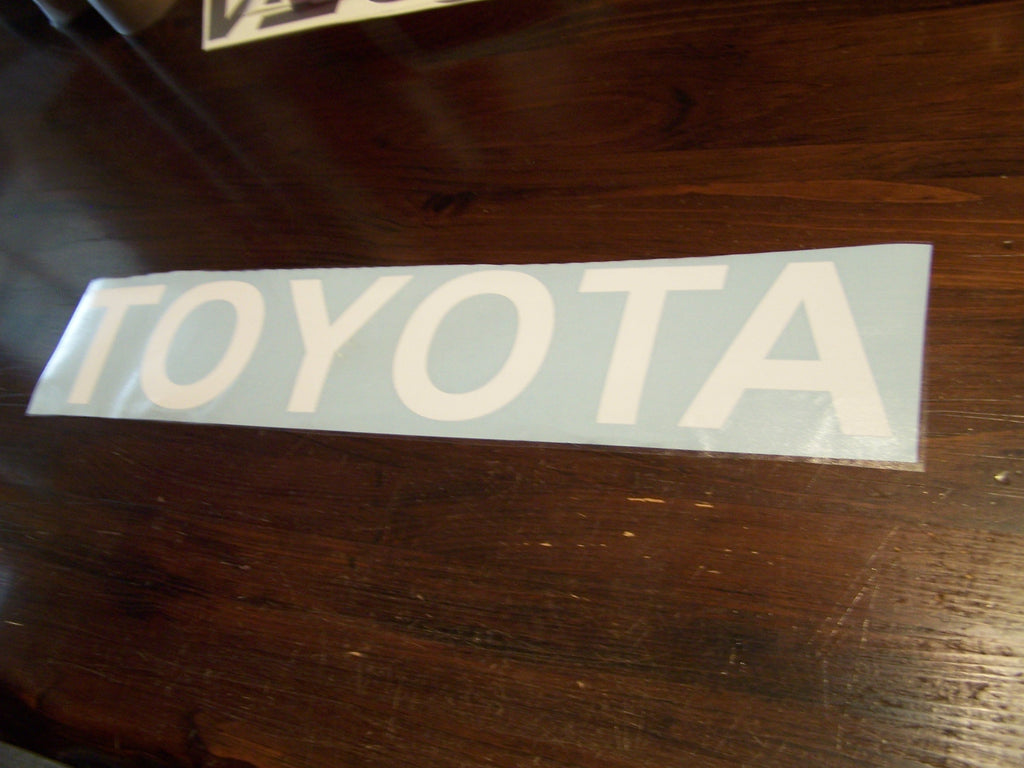 TOYOTA PICK UP TRUCK TAILGATE DECAL CHOOSE COLOR AND SIZE