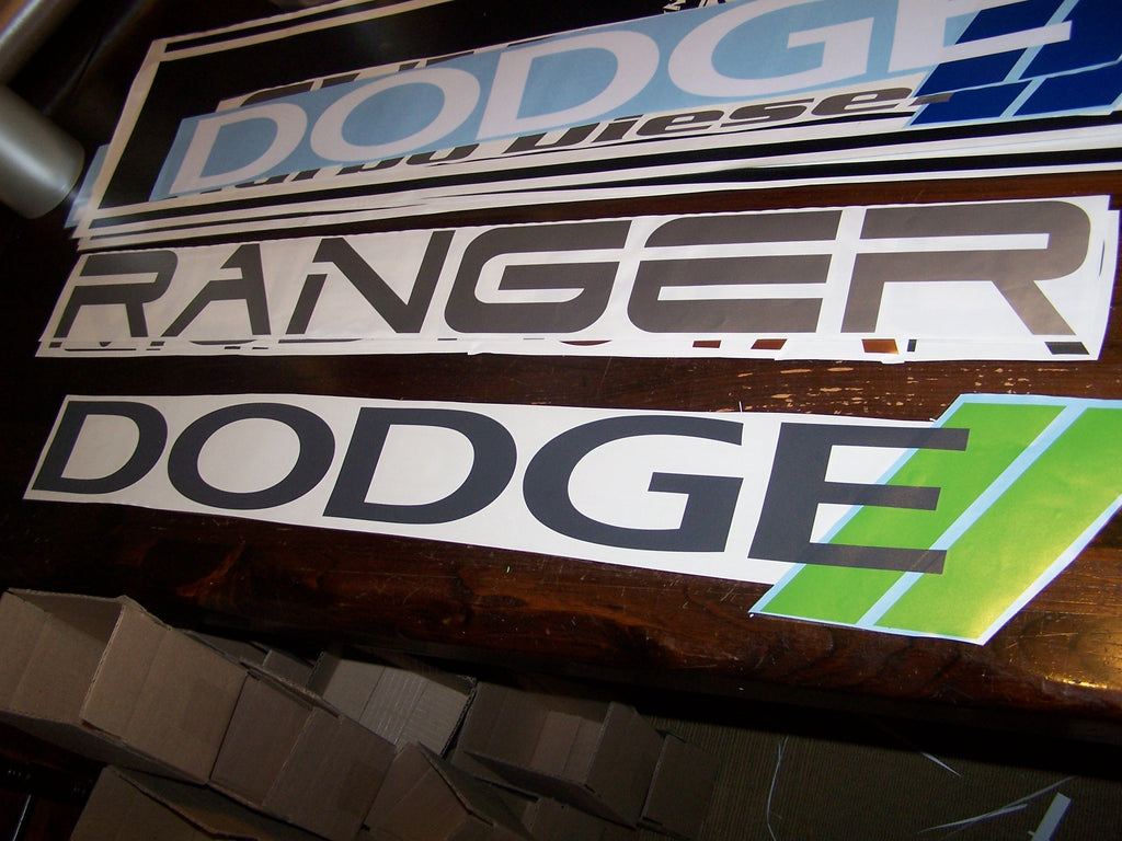 DODGE WINDSHIELD BANNER NEW LOGO CHOOSE COLORS & SIZE