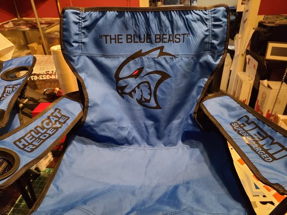 DODGE HELLCAT FOLDING CHAIR DEMON REDEYE