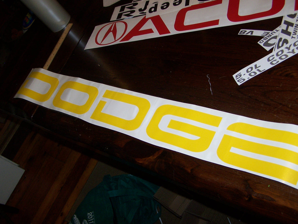 DODGE WINDSHIELD VINYL DECAL CHOOSE SIZE & COLOR