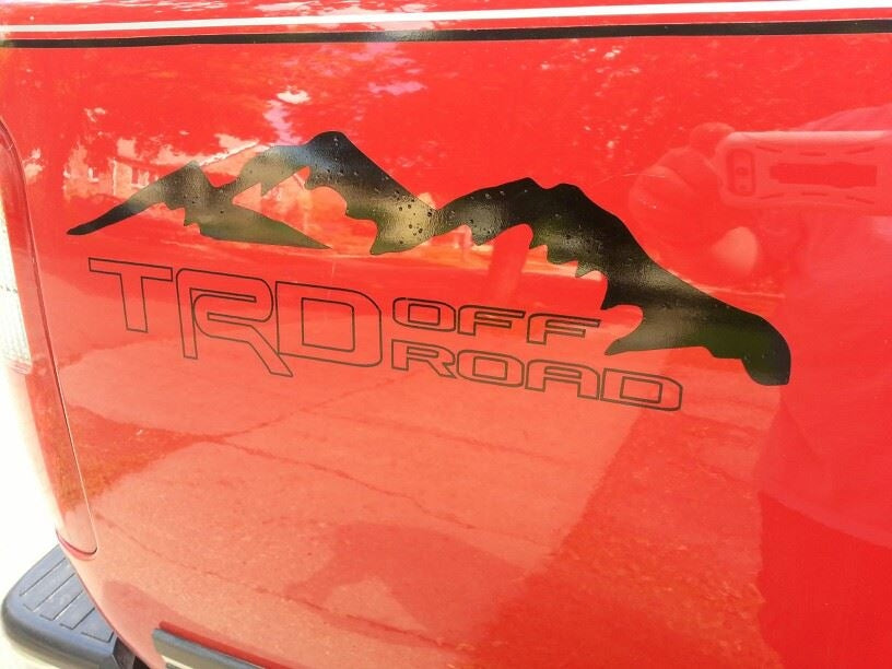 TRD OFF ROAD BEDSIDE / WINDOW STICKER VINYL DECAL SET OF 2