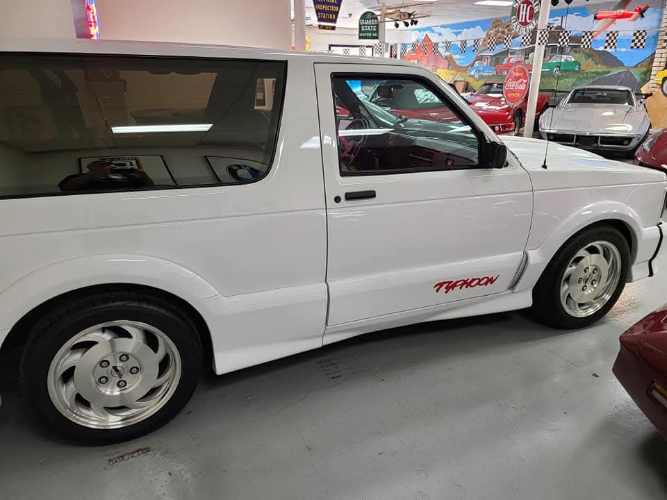 GMC Typhoon decal set complete
